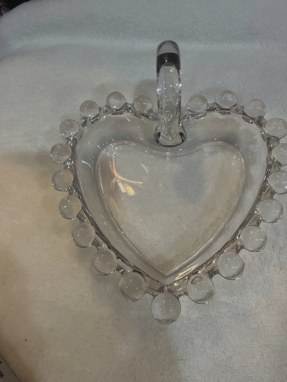 vintage Imperial Glass Candlewick heart-shaped handled bowl